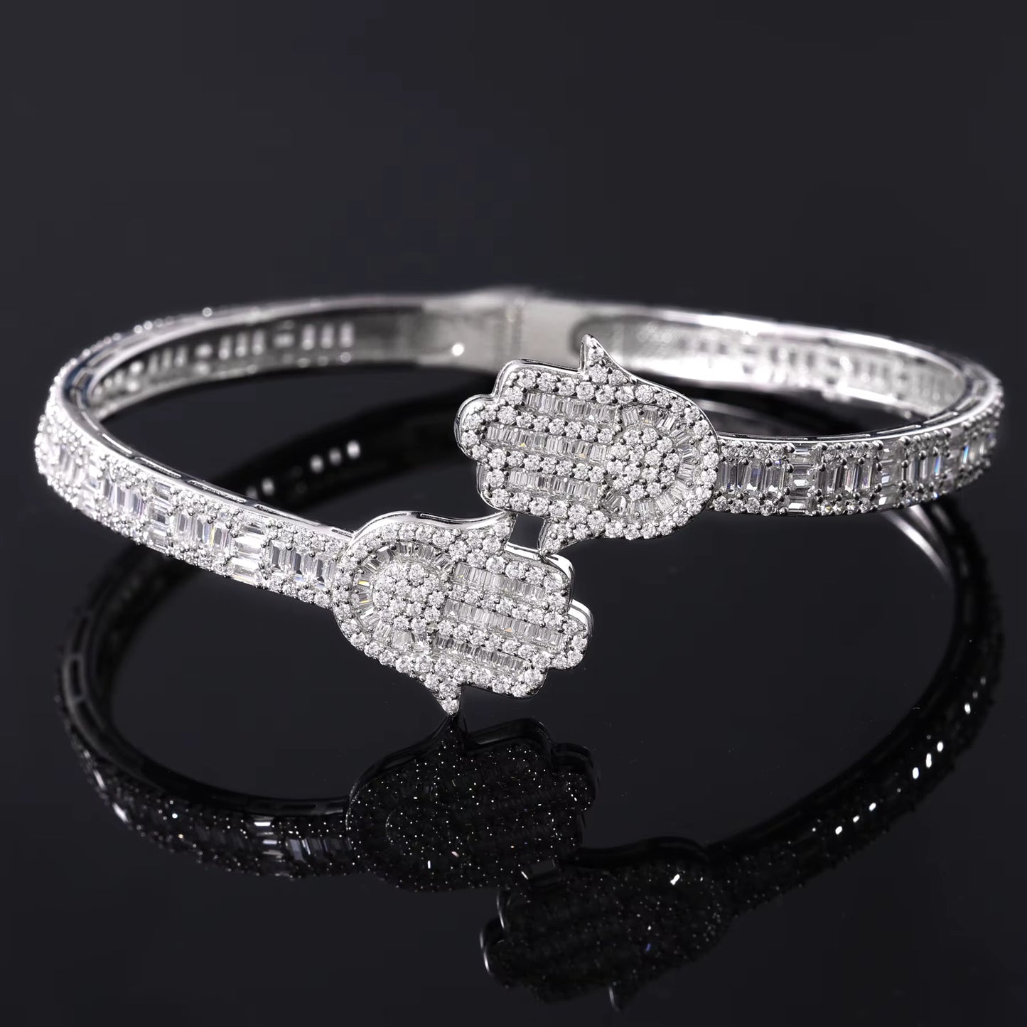 VVS Moissanite & 925 Sterling Silver - Fatimas Hand Bangle Bracelet